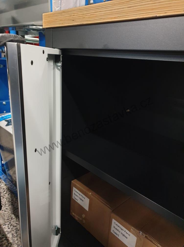 Dílenská stěna FERVI - 2640x498x2000 mm