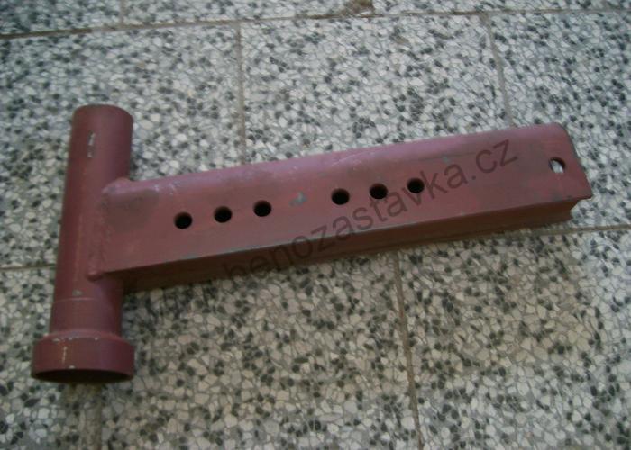 Nástavec pravý - Zetor URIII