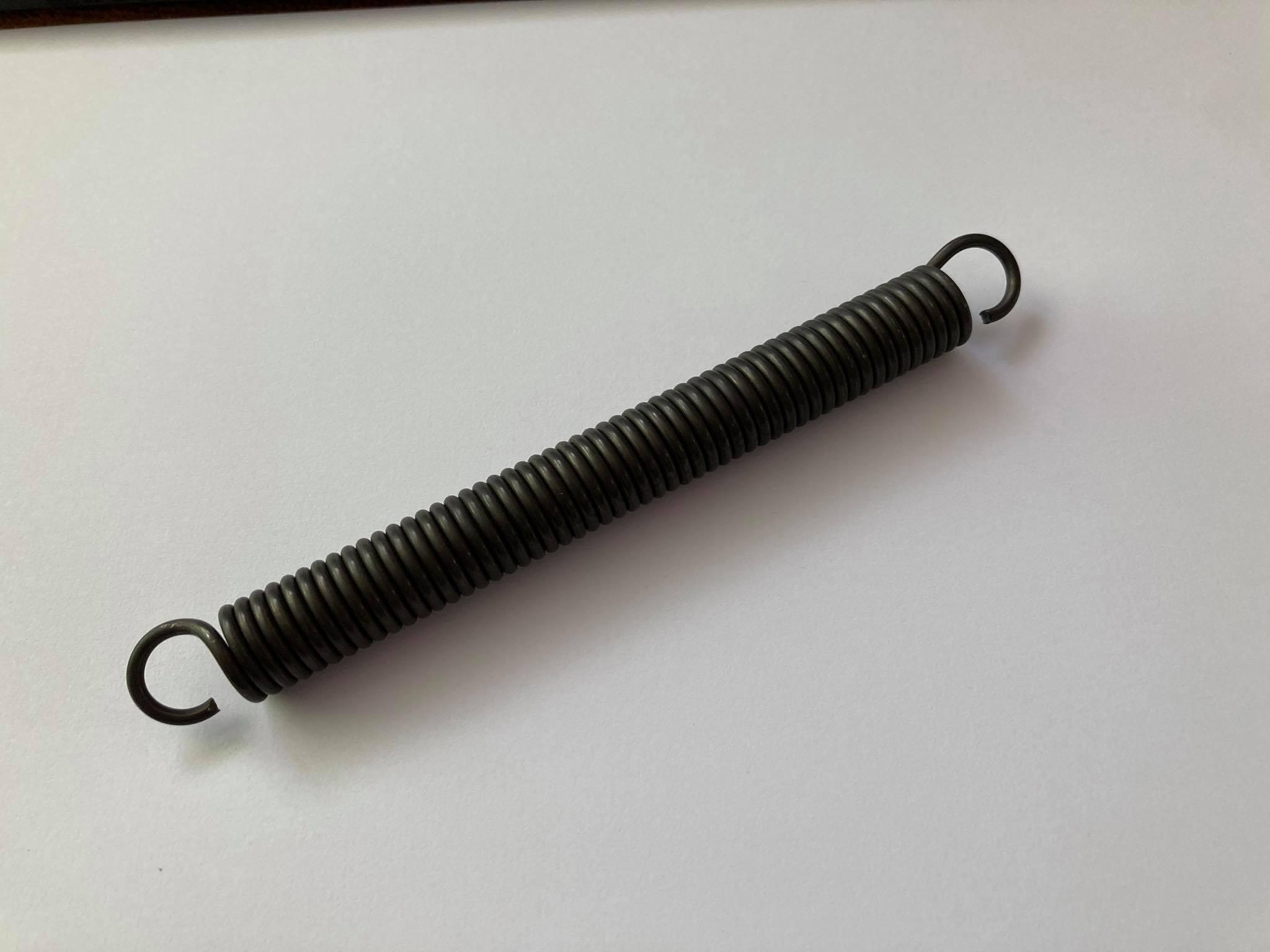 B - Zpruha sedadla a opěradla, dlouhá 158 mm - Zetor 25