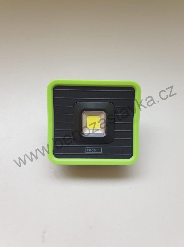 Nabíjecí pracovní reflektor LED