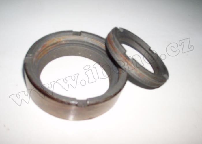 Sada přítažných matic pravého brzdového bubnu - Zetor Super 50