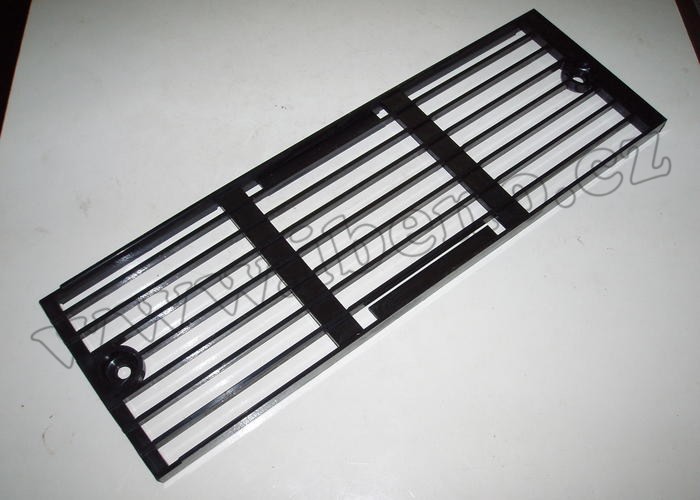 Mřížka - Zetor URI