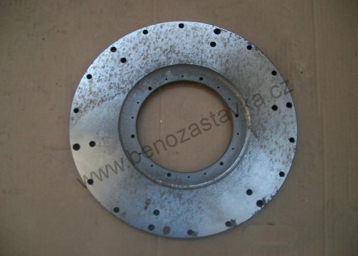 Kryt spojky - Zetor URI