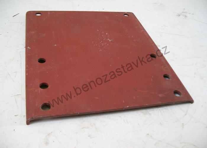 Držák čističe vzduchu - Zetor URII