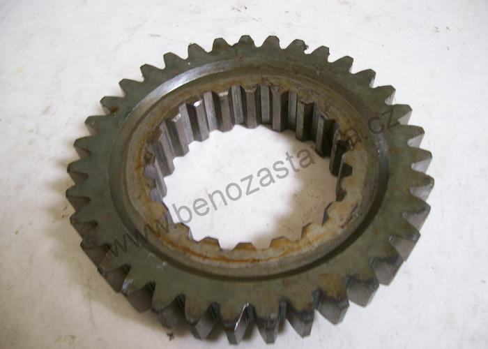 Hnací kolo - Zetor URII