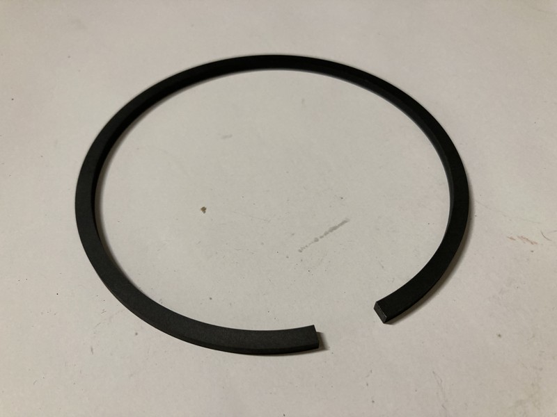 Pístní kroužek těsnící 105x4 mm - Zetor 25 A/K