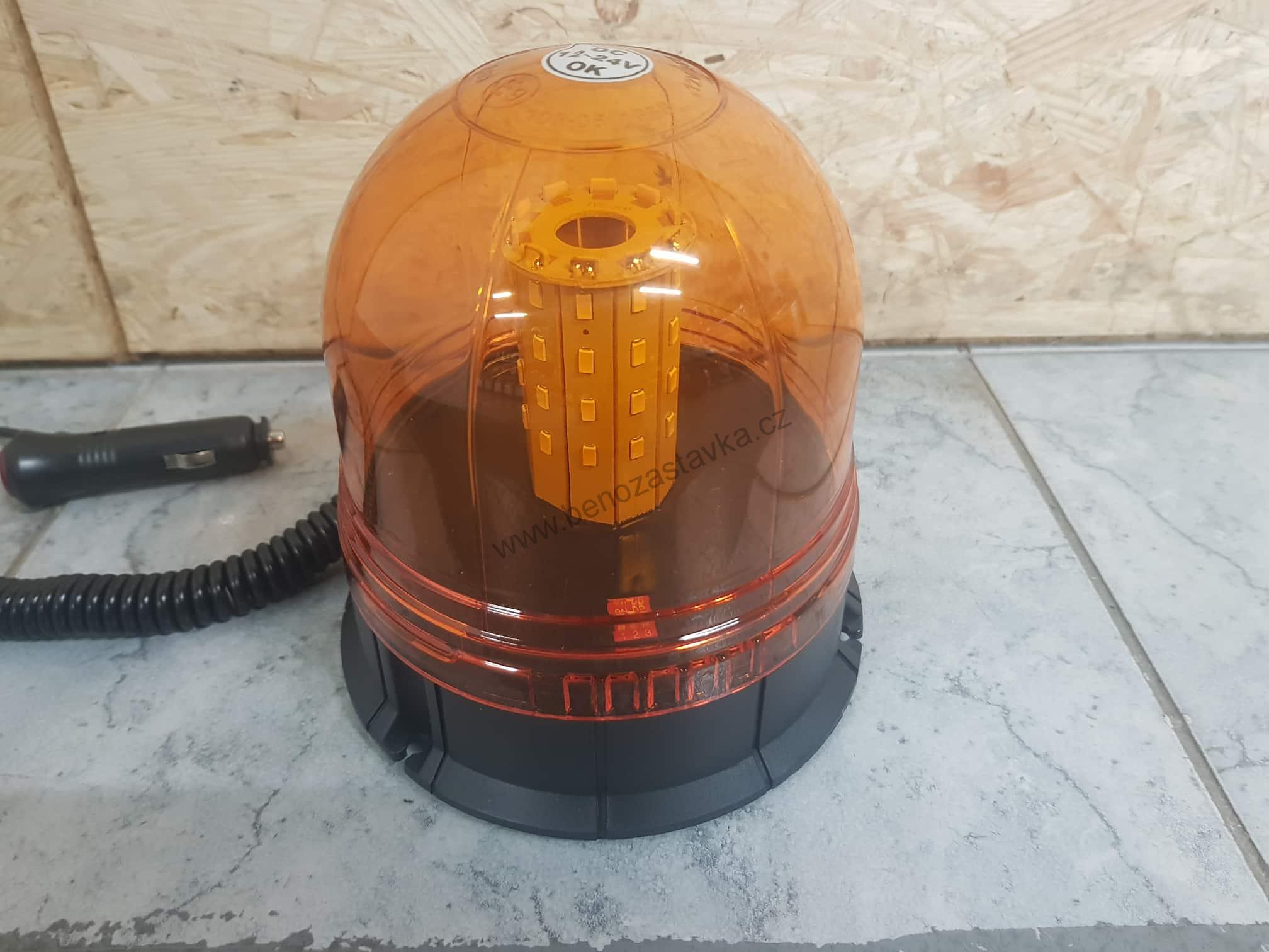 LED pracovní světlo s magnetem