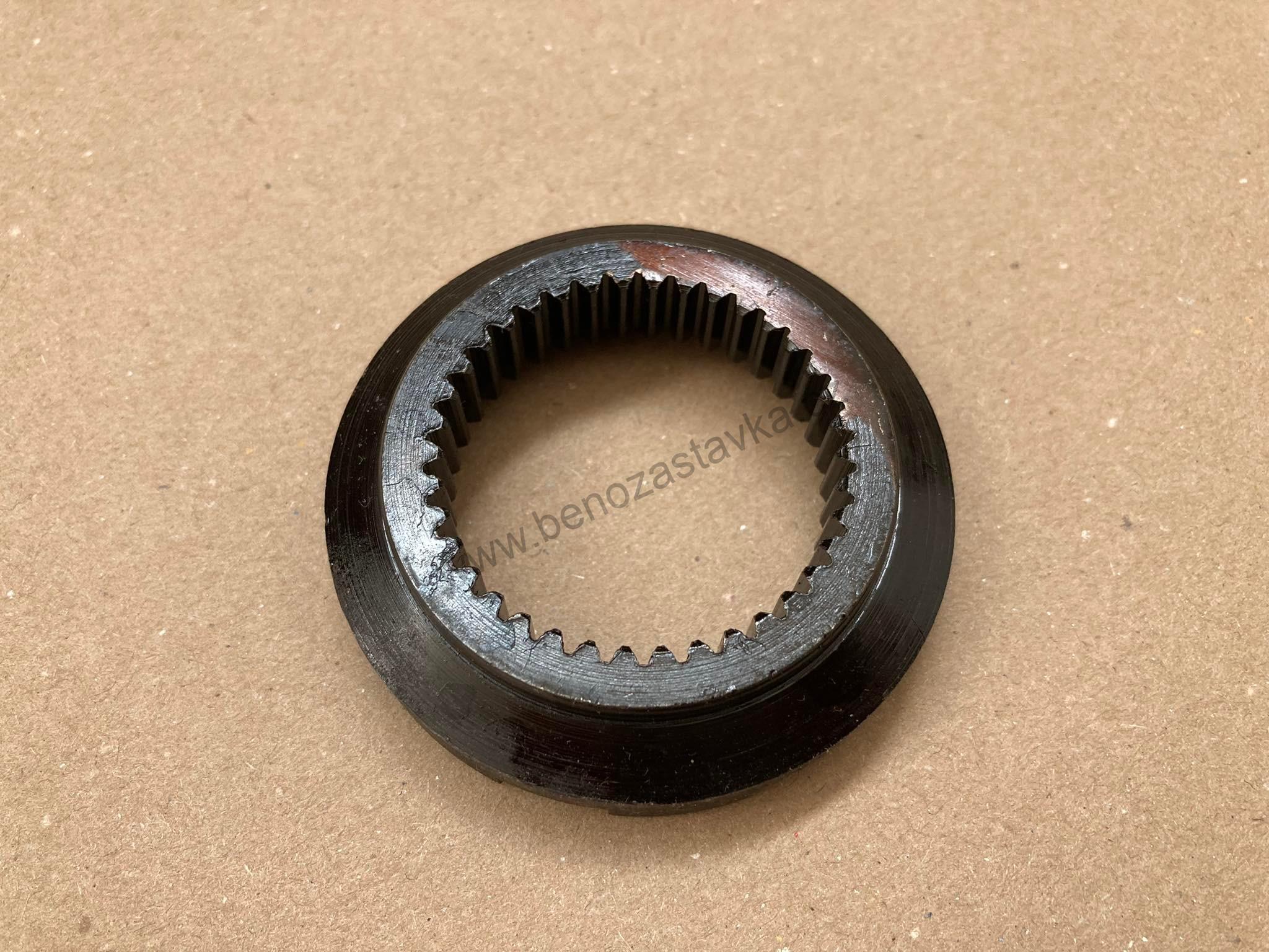 Zubová hnací objímka - Zetor Super 50