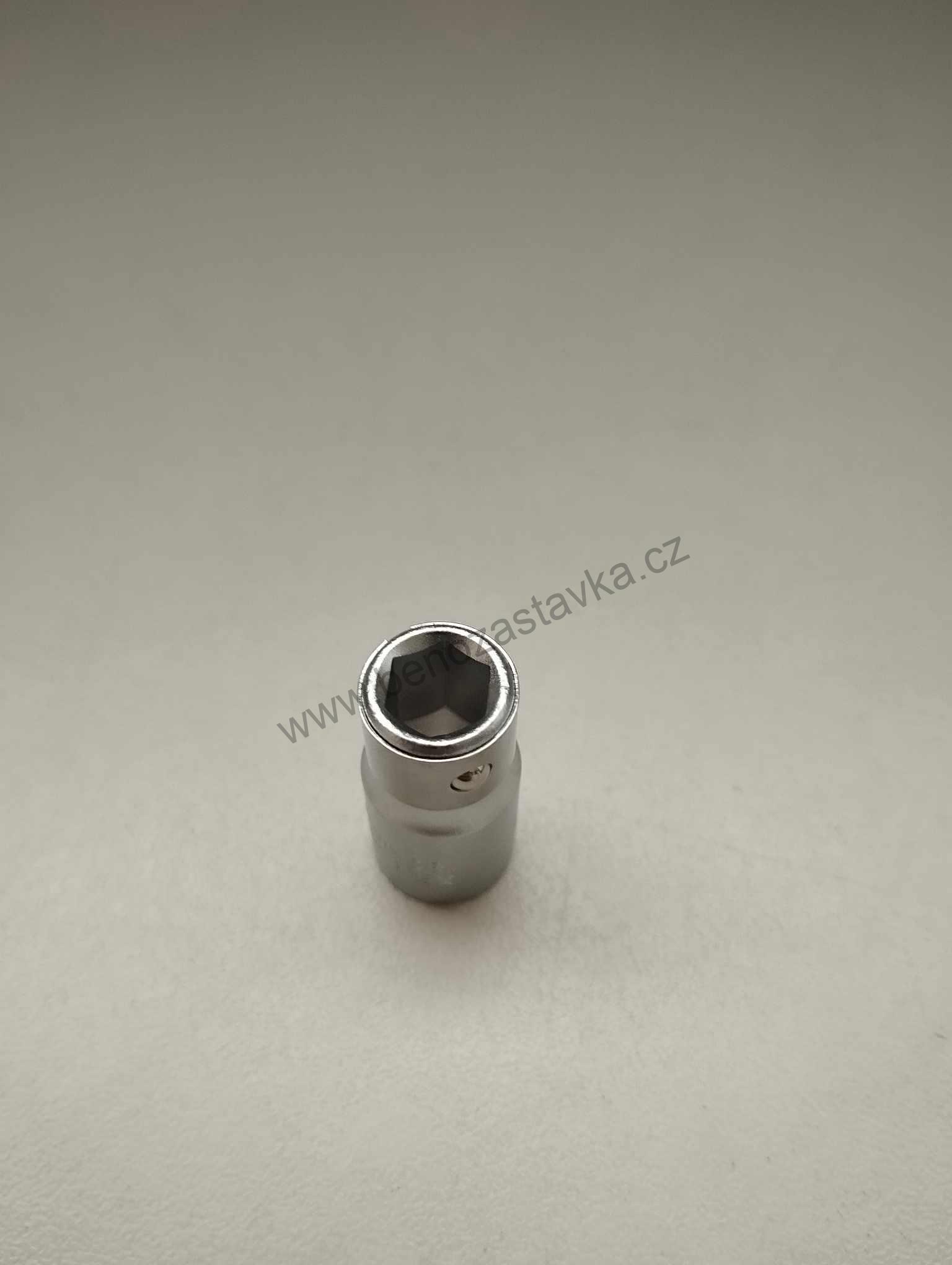 Adaptér 1/4" hlavička - zúžené tělo