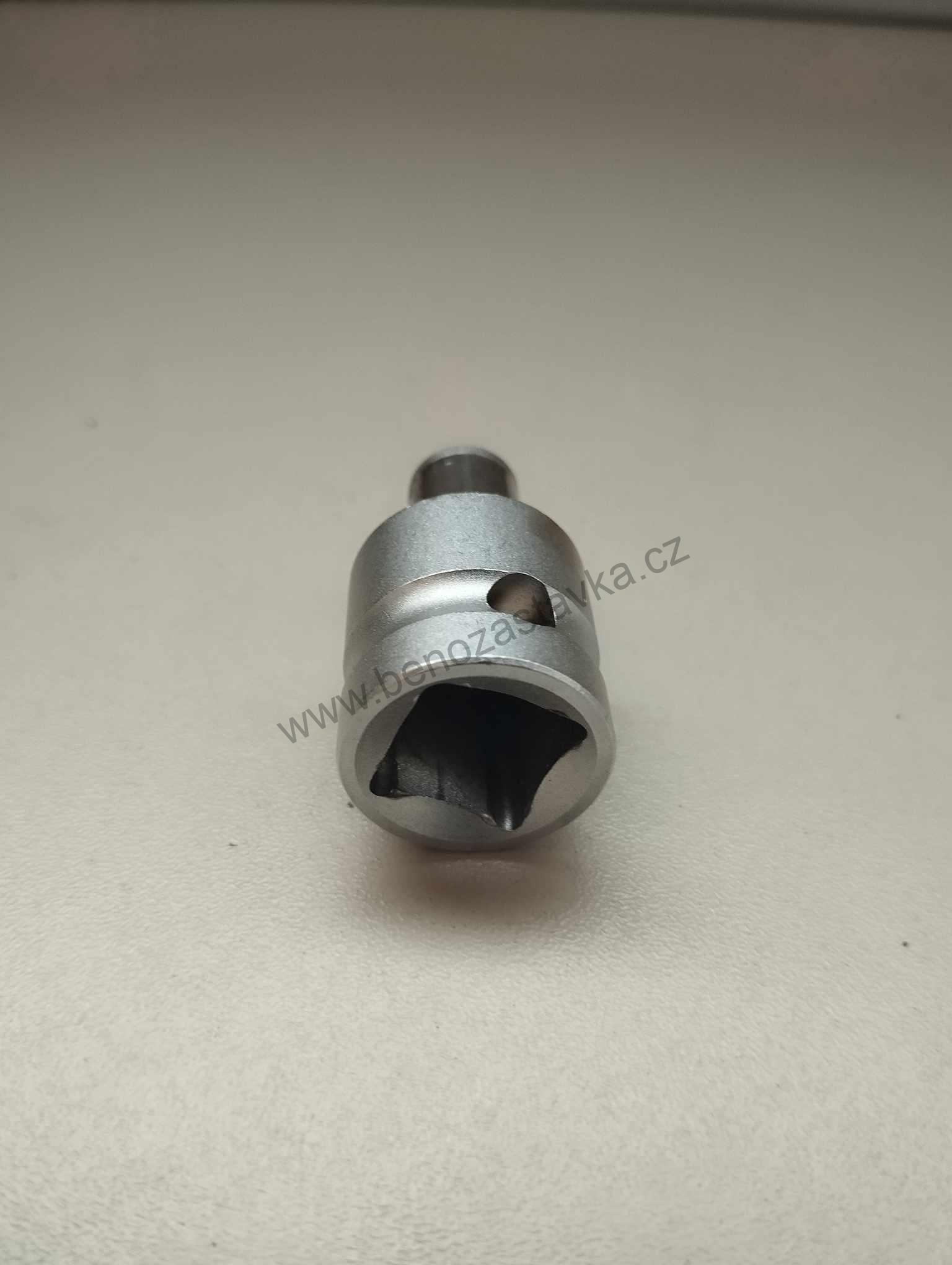 Adaptér 1/2" pro 10mm bity
