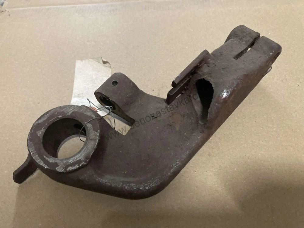 Držák - Zetor URII