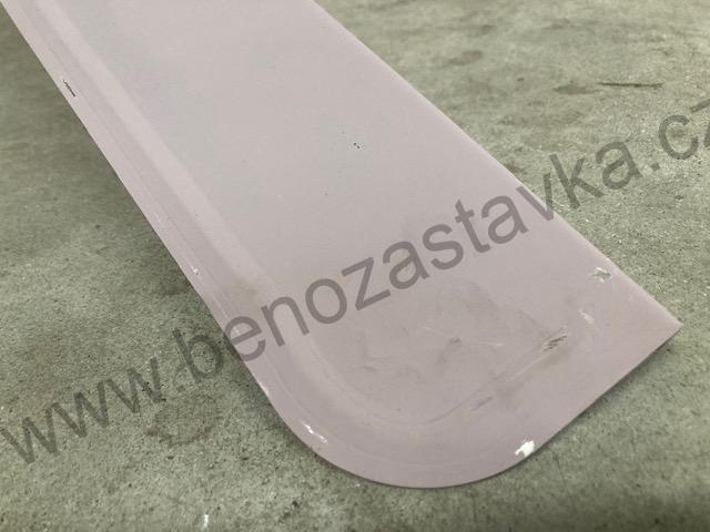 Pravý lem blatníku - Zetor 25 A/K