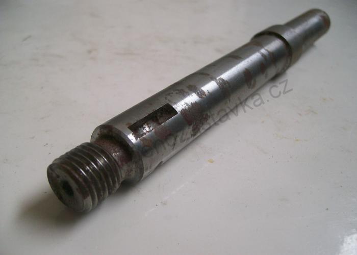 Hřídel vodního čerpadla - Zetor URI