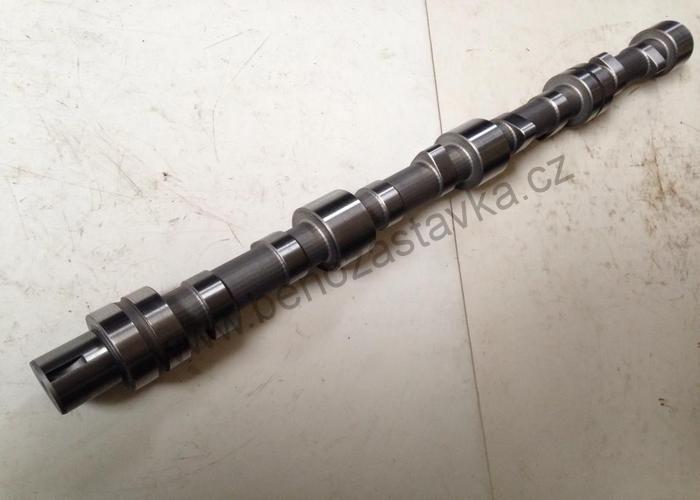 Vačkový hřídel - Zetor URIII