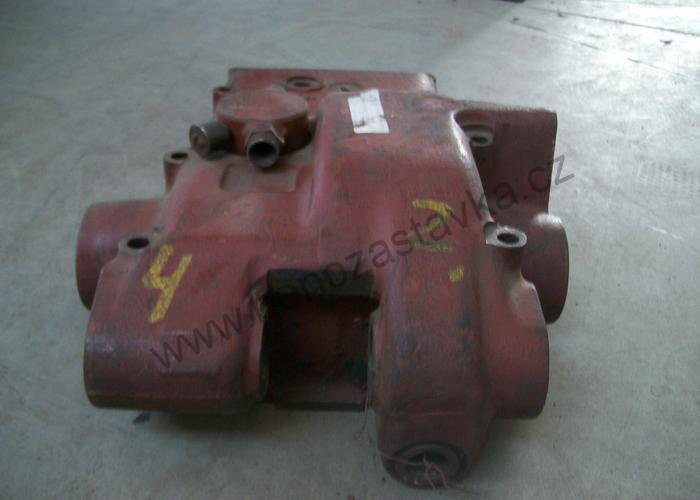 Víko hydrauliky úplné - Zetor