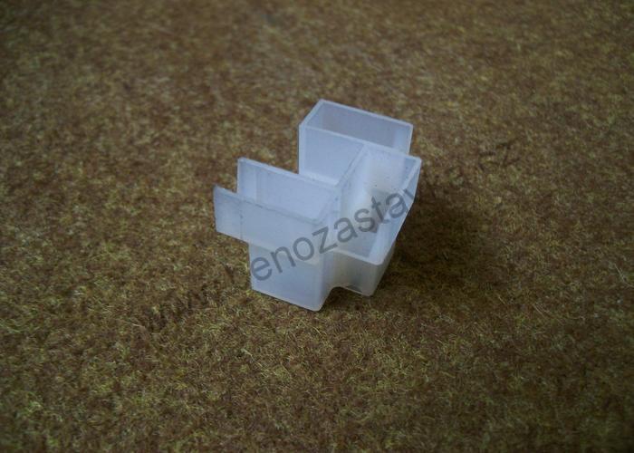 Konektorová zásuvka ON 3-z BN-81/3687-25 - Zetor URII