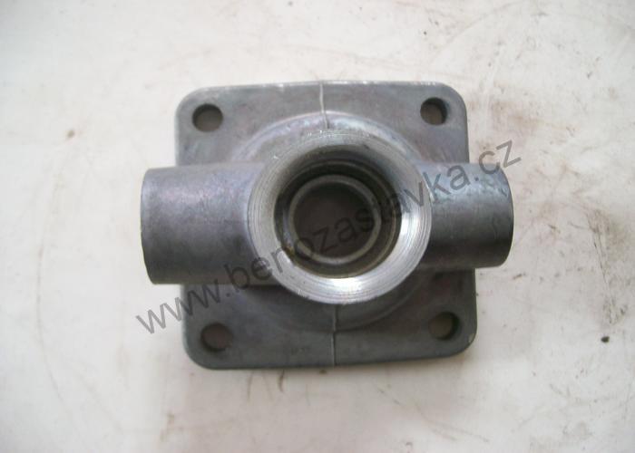 Spodek - Zetor URIII