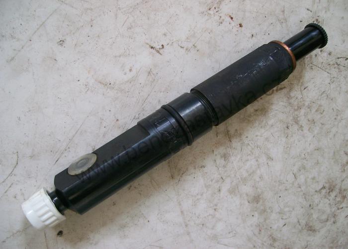 Vstřikovací ventil VP 81S - Zetor URIII