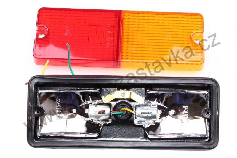 KOVOVÁ - Pravá zadní svítilna, světlo - Zetor