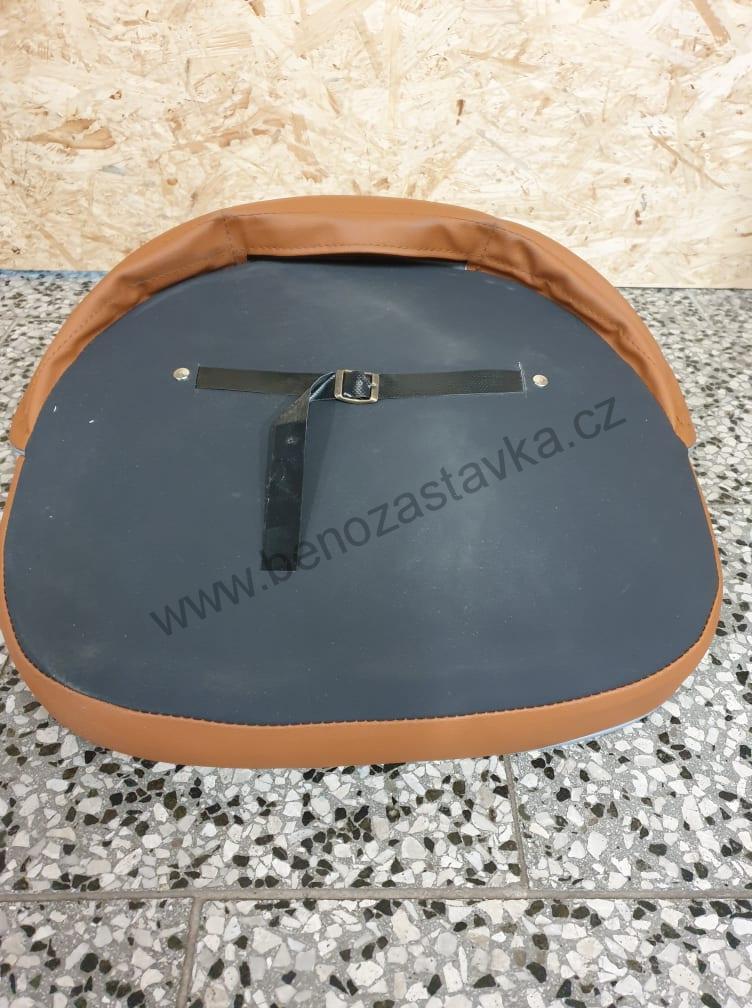 Univerzální polštář k anatomickému sedadlu - pro starší traktory