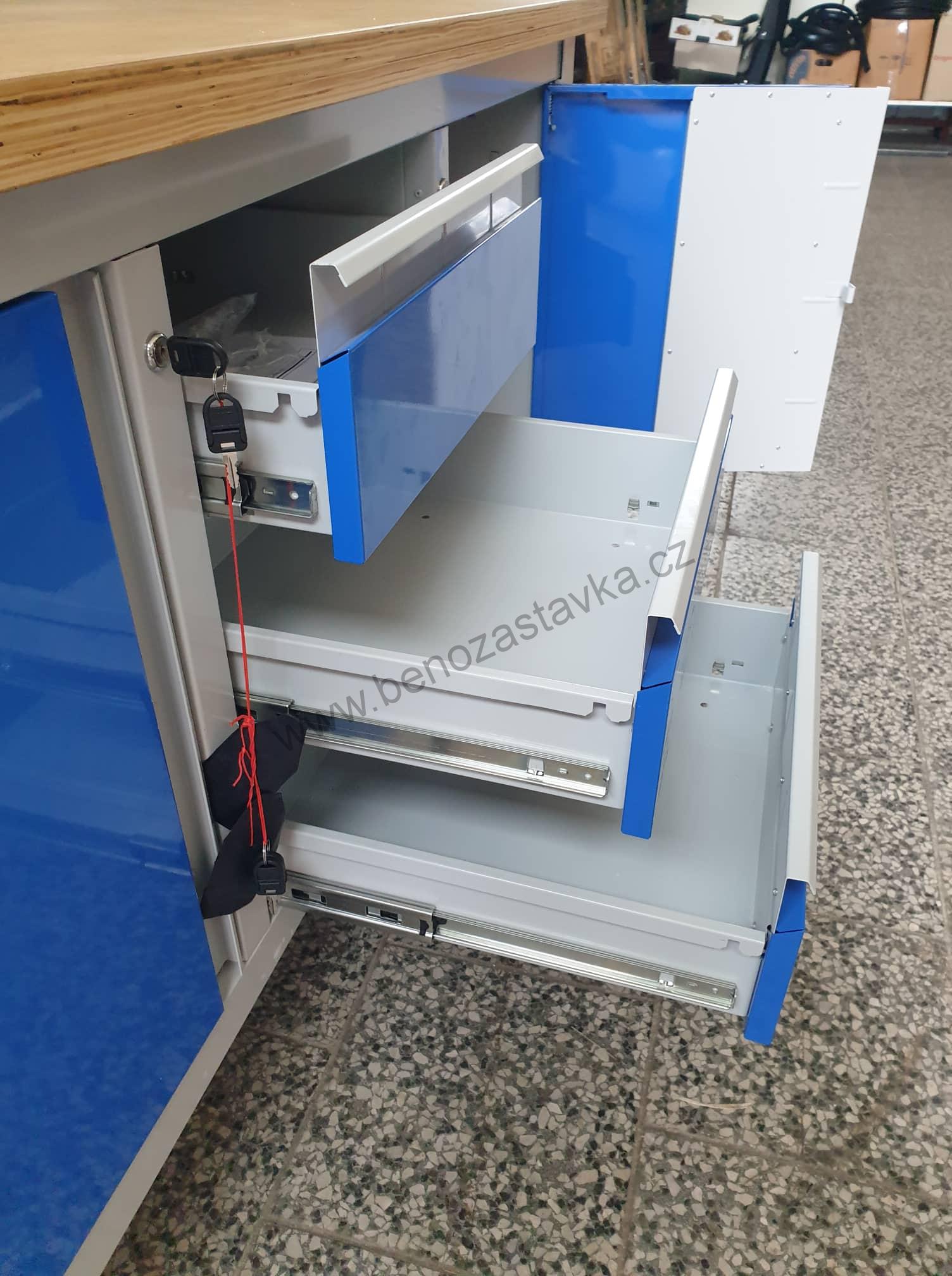 Souprava pracovního stolu FERVI