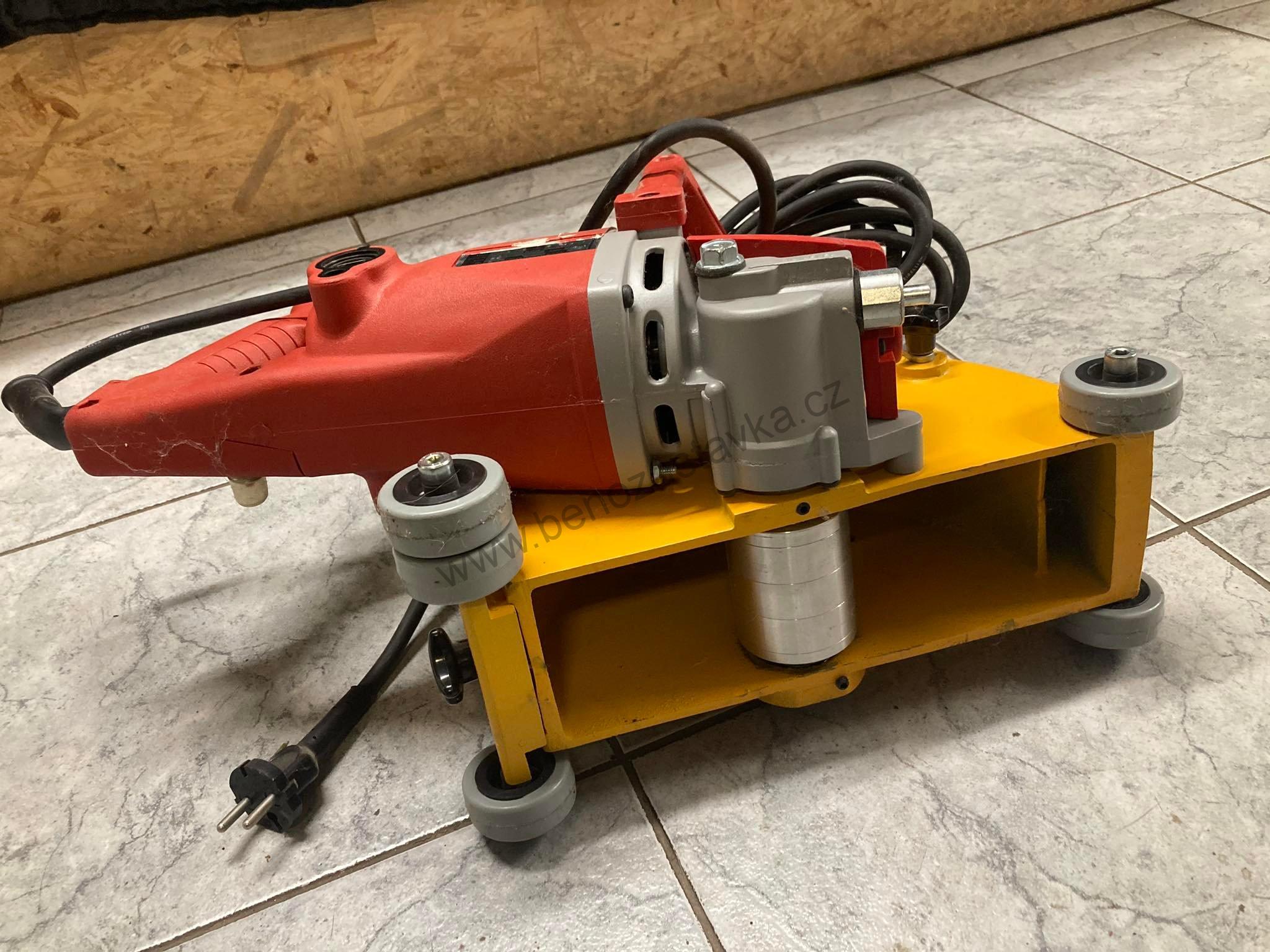 Řezačka spár betonu TYP GS 230D