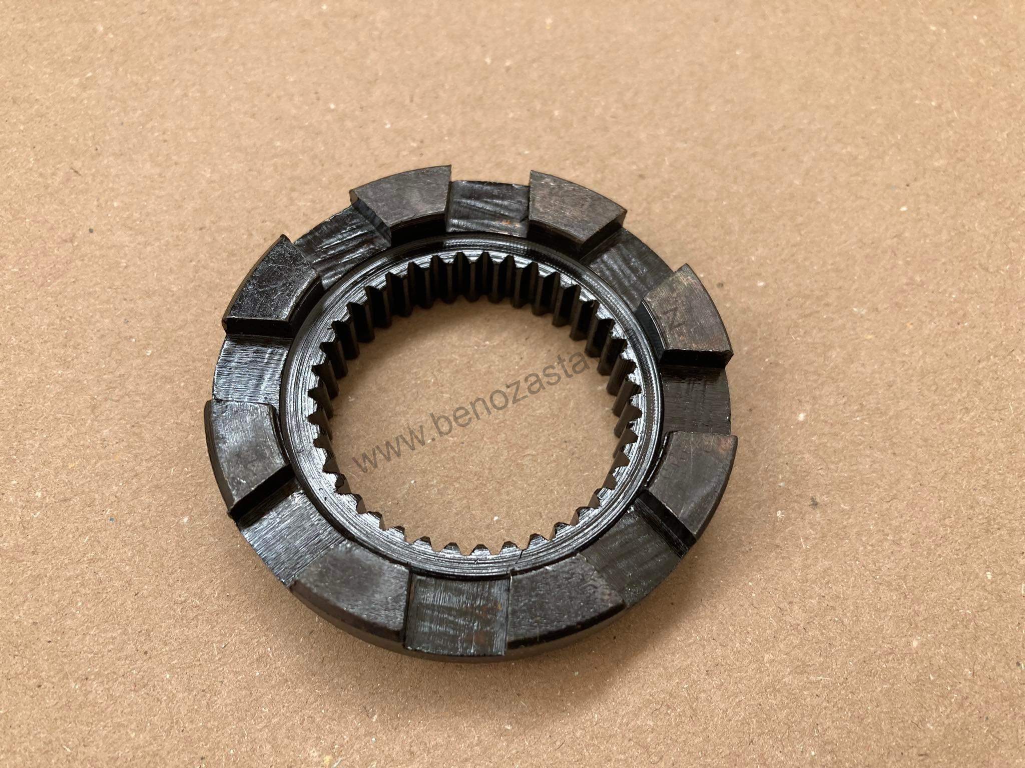 Zubová hnací objímka - Zetor Super 50