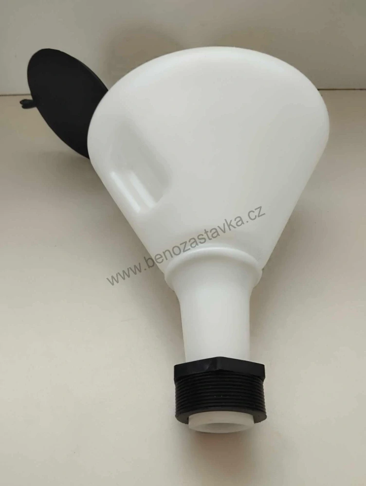 Plnící hrdlo, nálevka se sítem 3l