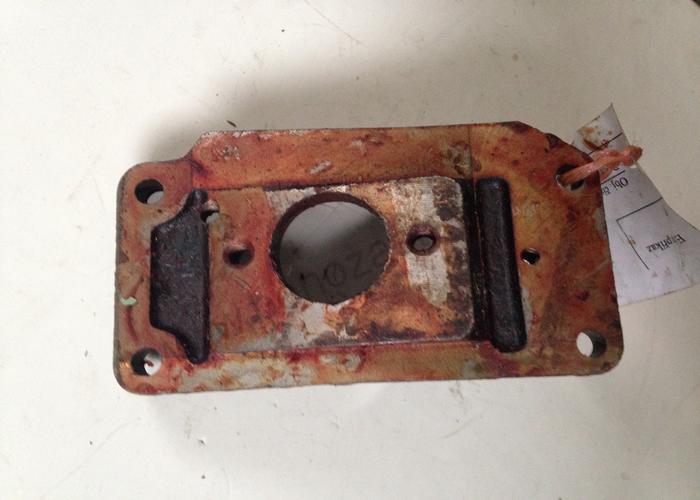 Konzola spojkového pedálu - Zetor URIII