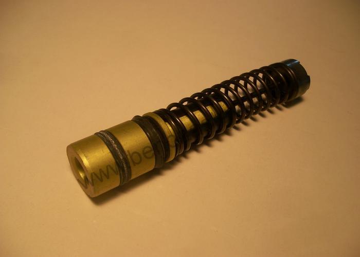 Píst se záklopkou - Zetor