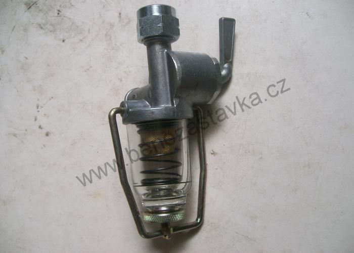 Hrubý čistič paliva s kohoutem - Zetor URII