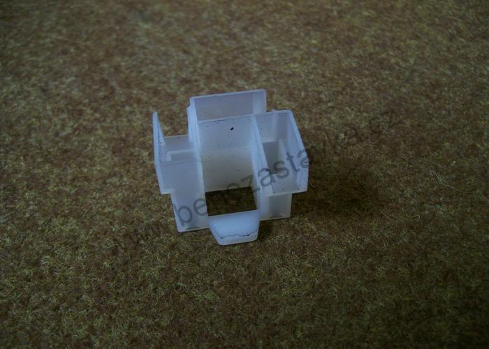 Konektorová zásuvka ON 3-z BN-81/3687-25 - Zetor URII