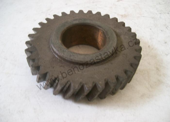 Vložené kolo s pouzdrem - Zetor URII