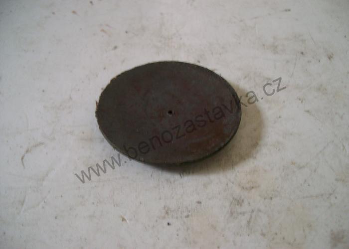 Plechová zátka s otvorem - Zetor 