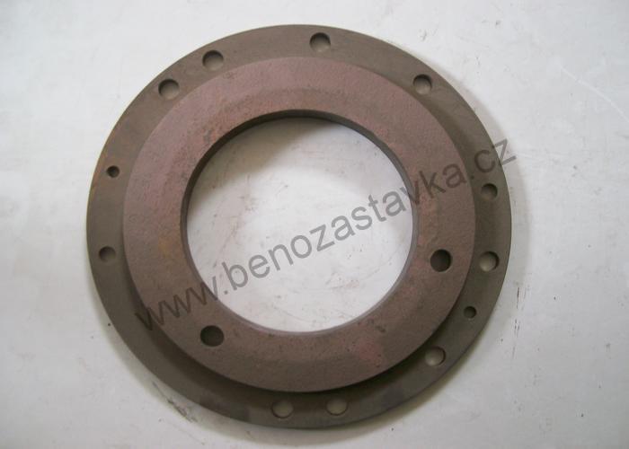 Příruba levá - Zetor URIII