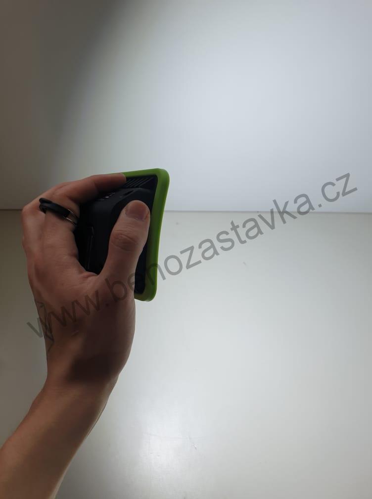 Nabíjecí pracovní reflektor LED