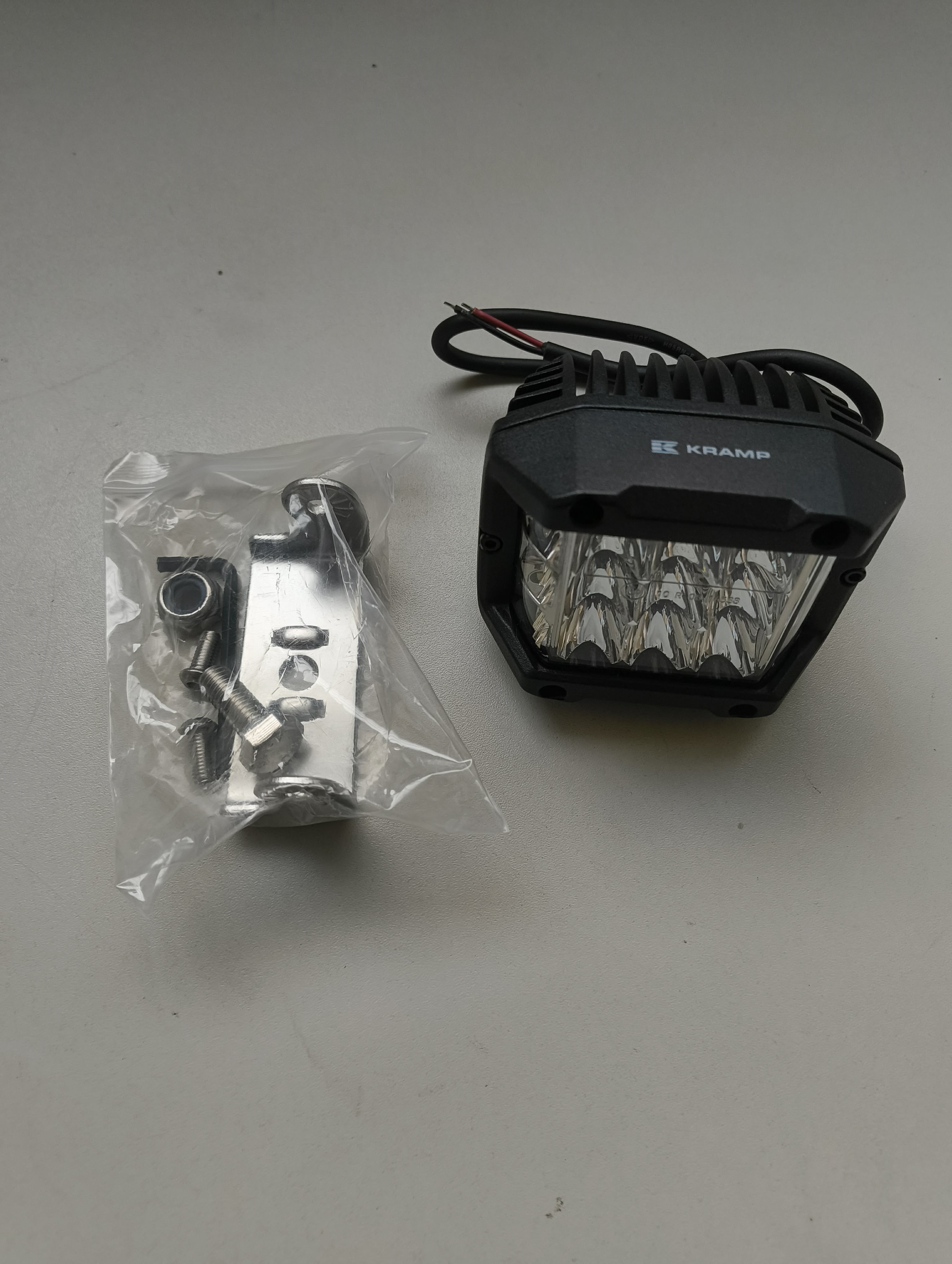 Pracovní světlo LED 10/30 V, 22.5 W, 2850 lm, čtvercové, 89x97 mm