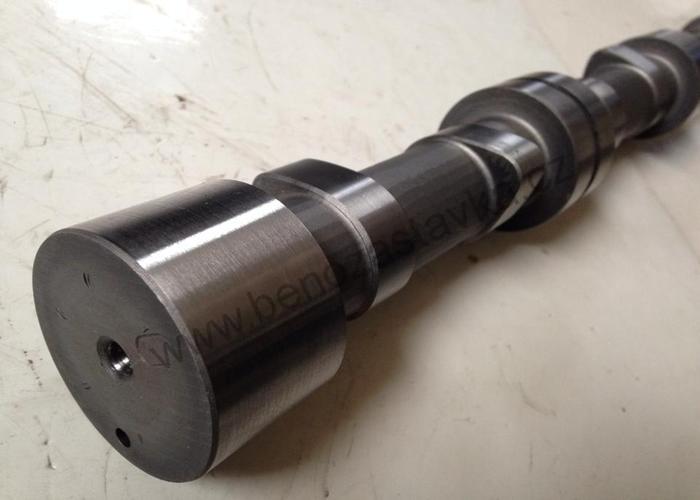 Vačkový hřídel - Zetor URIII