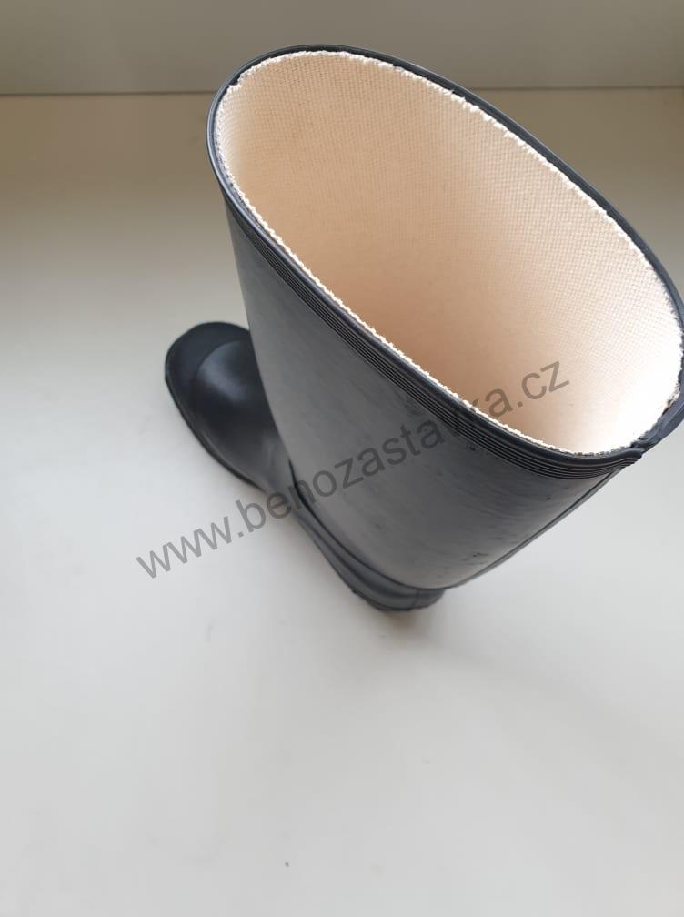 Holínky černé válené - Slovensko - velikost 47/12