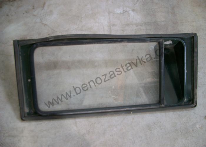 Okno zadní spodní úplné - Zetor, bezpečnostní kabina Prešov