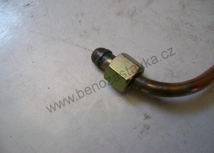 Spojková trubka - Zetor URII