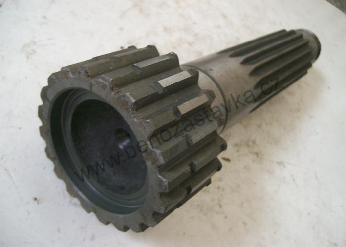 Hnaný hřídel redukce - Zetor URII