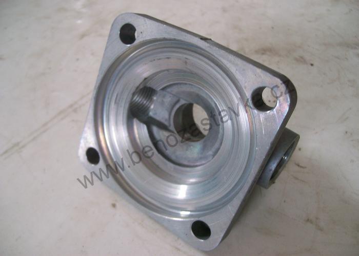 Spodek - Zetor URIII