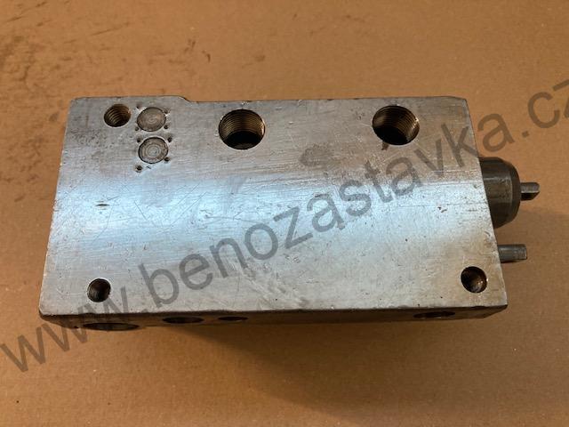 Rozvaděč hydrauliky 4011, 5511, 5711 - Zetor URI