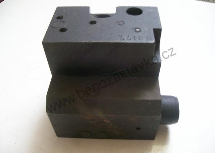 Těleso rozváděče - Zetor URII